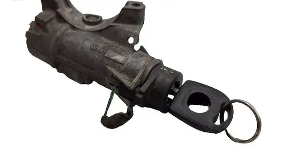 Volkswagen PASSAT B5 Ignition lock 4B0905851A