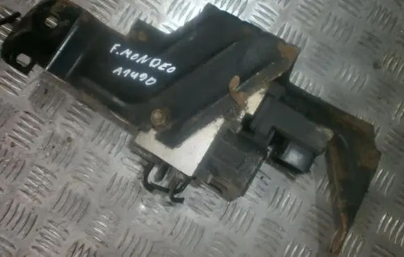 Ford Mondeo MK II ABS Pump 99BG2M110AD