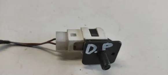 Mercedes-Benz E W210 Front door sensor 2028209410 30011501