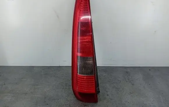 Ford Fusion Rear/tail lights 2S6113N004AD