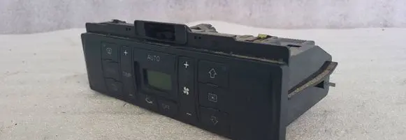 Audi A3 S3 8L Climate control unit 8D0820043M D570002