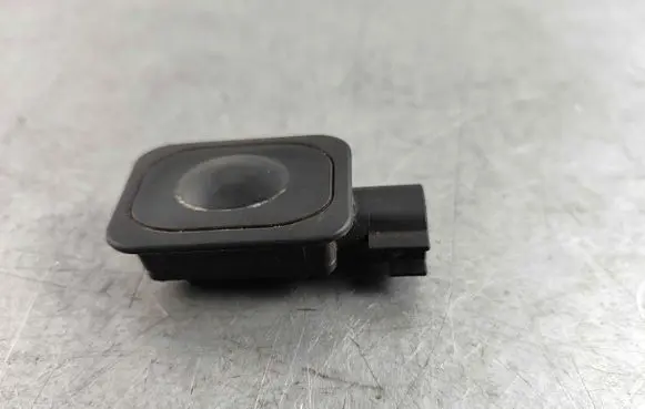 Tailgate opening switch