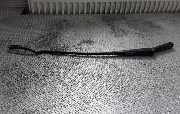 Volkswagen Transporter - Caravelle T4 Front wiper blade arm 701955410A