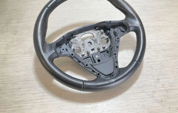 Ford Connect Steering wheel 61152628 ET763600EE35