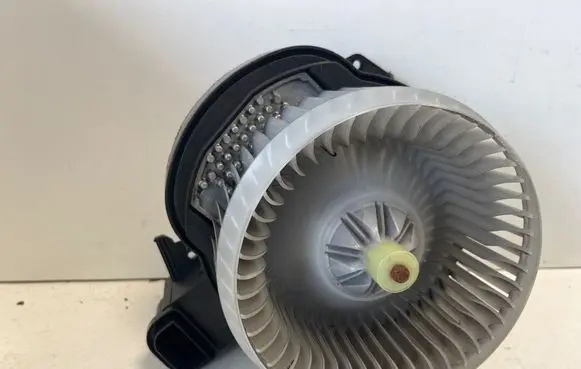 Jaguar XE Heater fan/blower GX7319E624AA