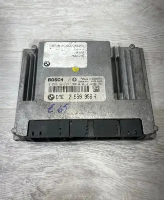 BMW 7 E65 E66 Engine control unit/module 7559956 7564280 0261S02237