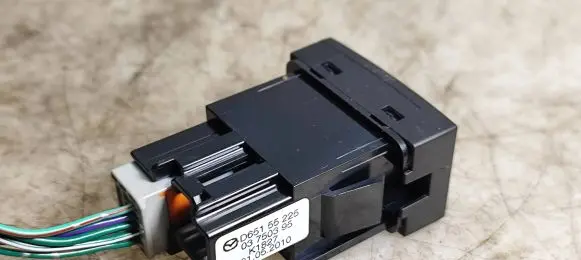 Mazda 6 Other switches/knobs/shifts D65155225 K1827