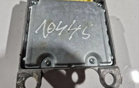 Toyota Avensis T250 Airbag control unit/module 215955102