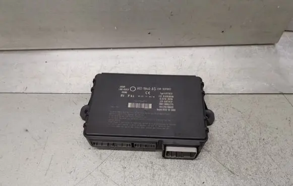 Land Rover Range Rover Sport L320 Keyless (KESSY) go control unit/module AH2219H440AG