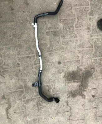 BMW X5 G05 Engine coolant pipe/hose 2048208075