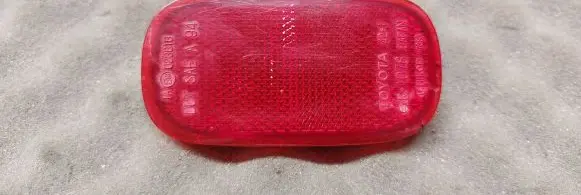 Rear tail light reflector
