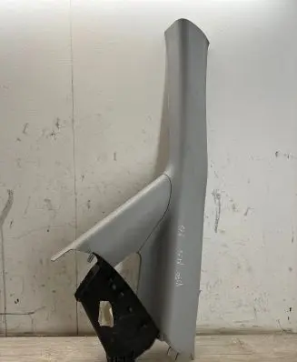 Mercedes-Benz Vito Viano W639 (A) pillar trim A6396920001