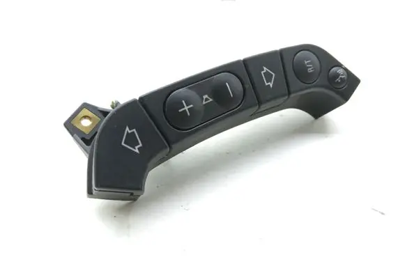 Steering wheel buttons/switches
