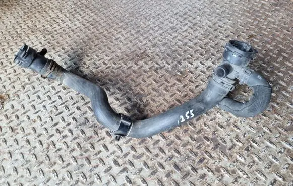 Audi A5 8T 8F Engine coolant pipe/hose 8K0122293F 4F0122293A
