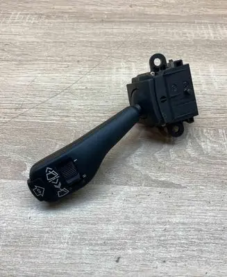 BMW X5 E53 Wiper control stalk 8375408