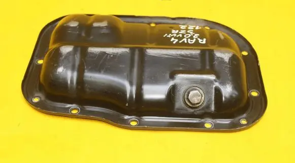 Toyota RAV 4 (XA40) Oil sump