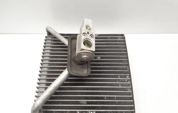 Opel Meriva A Air conditioning (A/C) radiator (interior) L8739001 329945