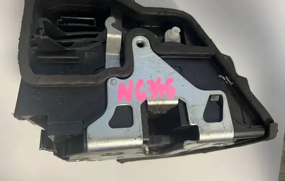 Seat Leon (1M) Front door lock 7229436 A053702
