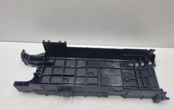 Mercedes-Benz B W246 W242 Fuse box cover A2465451440 2465451440