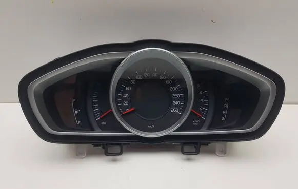 Volvo V40 Speedometer (instrument cluster) 31453100 599550U S36011396