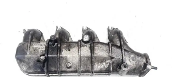 Citroen Xsara Picasso Intake manifold 9635616310