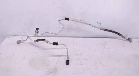 BMW X4 F26 Air conditioning (A/C) pipe/hose 9228234 21101100 33349228234