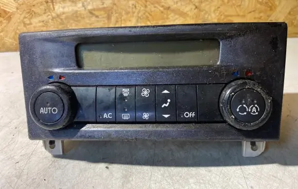Renault Laguna II Climate control unit 8200181132A 52485201 HBS17C20