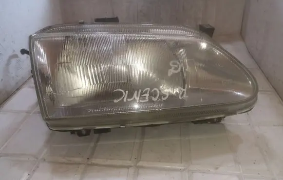 Renault Scenic I Headlight/headlamp 7700831463L 37701672735