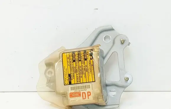 Lexus LS 400 Airbag control unit/module 0211610NAMN 8917050050