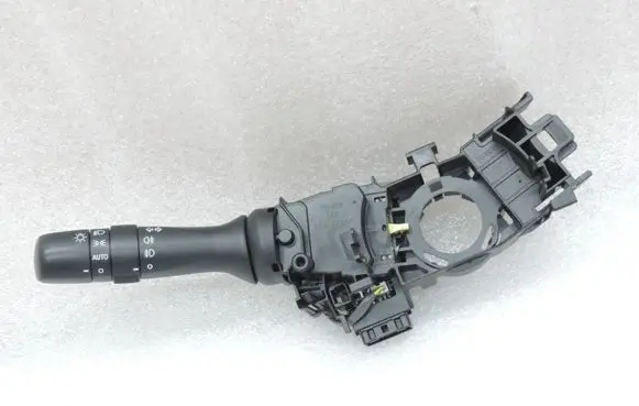 Toyota Avensis T270 Aerial antenna switch 8414005190