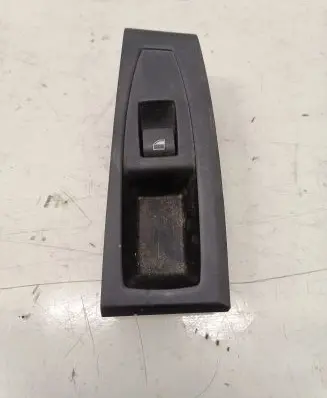 BMW 2 F46 Electric window control switch 9208107