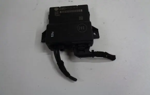 Audi A6 S6 C6 4F Gateway control module 4F0907468M 4F0907468F