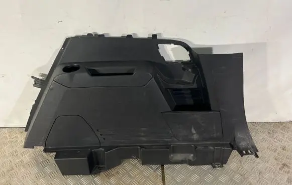Peugeot 5008 II Trunk/boot lower side trim panel 