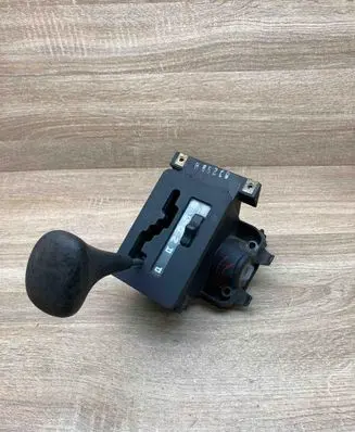 Mercedes-Benz E W124 Gear shifter/selector 1242670403