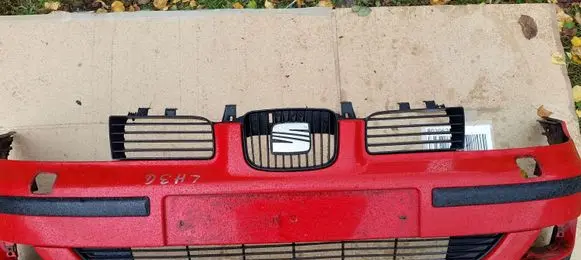 Seat Leon (1M) Front bumper