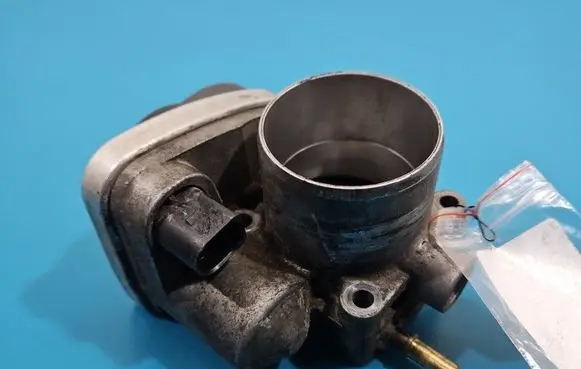 Renault Scenic II - Grand scenic II Throttle body valve 8200190230 IMPRK1540680