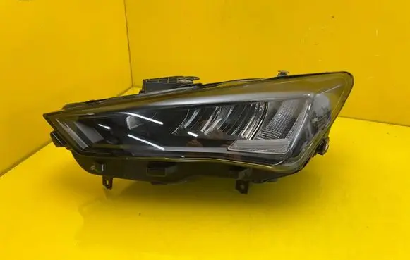 Seat Leon IV Headlight/headlamp 5FB941005D