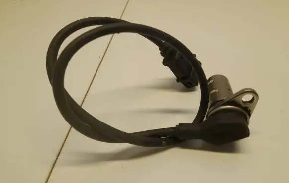 Volkswagen Golf V Crankshaft position sensor