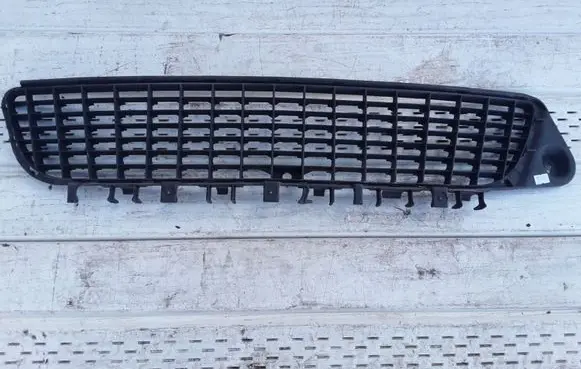 Opel Vectra C Front bumper lower grill 13100588