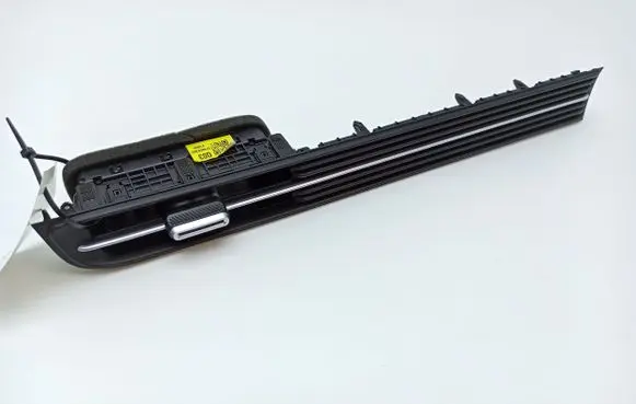 Hyundai Ioniq 5 Dashboard side air vent grill/cover trim 97490GI900 210531