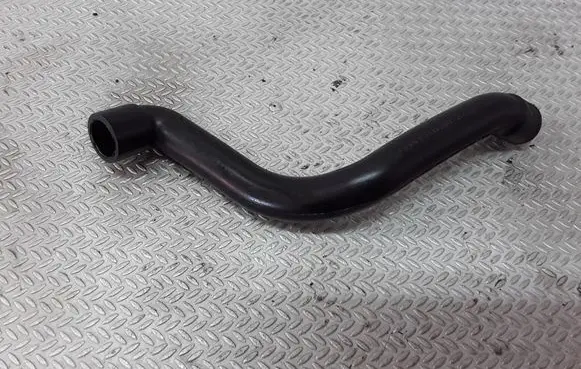 Audi A6 S6 C5 4B Breather hose/pipe 059103221D