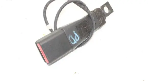 Suzuki Ignis Front seatbelt buckle 1060008
