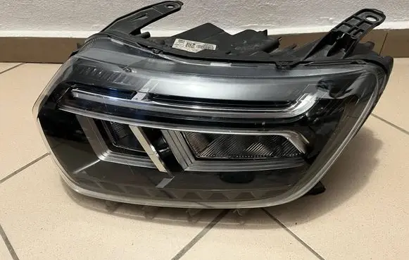 Dacia Duster II Headlight/headlamp 260602287R