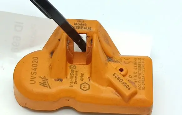 Tire pressure sensor