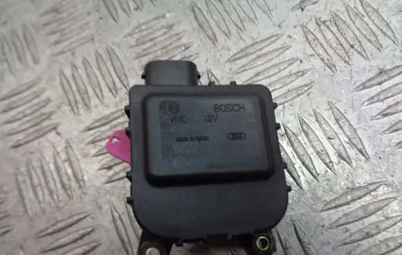 Seat Leon (1M) A/C air flow flap actuator/motor 1J1907511C