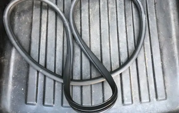 Mercedes-Benz GLC X253 C253 Rear door rubber seal (on body) A2536970251