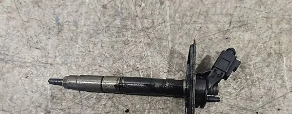 Audi A6 S6 C6 4F Fuel injector 059130277S