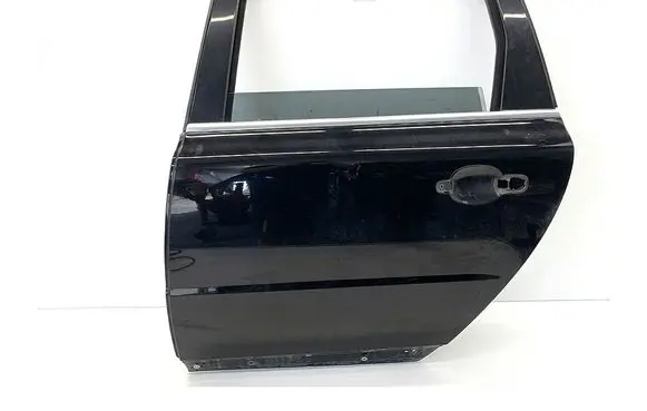 Volvo V70 Rear door 019