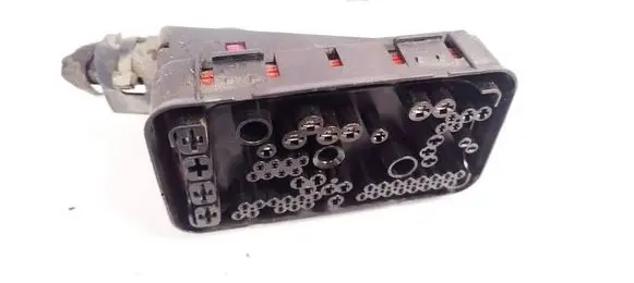 Opel Astra H Fuse box set 30431701