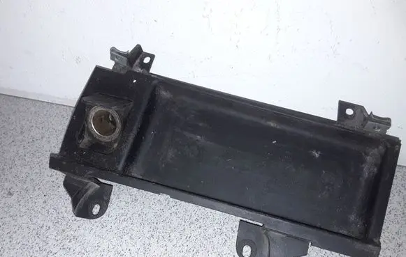 BMW 5 E39 12 V Socket (front) 51168159694 8159694
